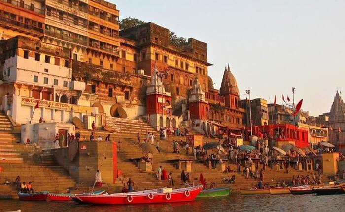 काशी विश्वनाथ टूर पैकेज | दिव्यता का अनुभव करें आज ही
